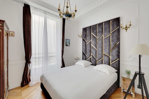 Foto van Luxe appartement met 2 slaapkamers en 6 badkamers - Arc de Triomphe - Untagged
