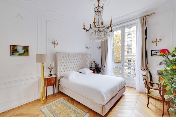 Foto van Luxe appartement met 2 slaapkamers en 6 badkamers - Arc de Triomphe - Untagged