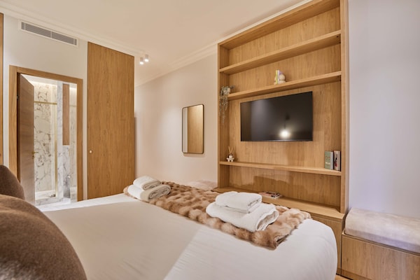 Foto van Luxe appartement met airconditioning Arc de Triomphe - Untagged