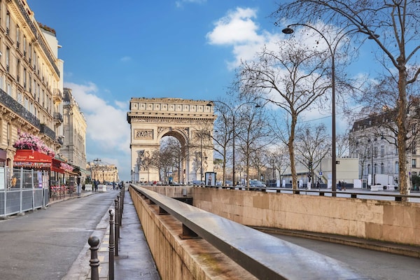 Foto van Luxe appartement met airconditioning Arc de Triomphe - Untagged