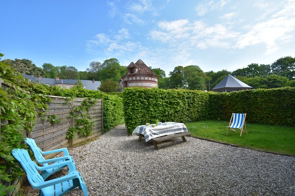 Foto van Cottage in Flainville bij Normandische kust - Vakantiehuis in Le Bourg-Dun - TerraceBalcony