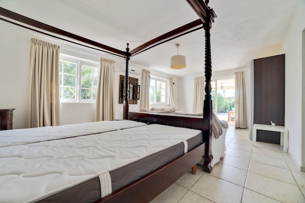 Foto van Authentieke villa met privézwembad in Sainte-Maxime - BedRoom