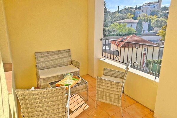 Foto van 3 stukken voor 6 personen - Vakantiehuis in STE MAXIME - TerraceBalcony
