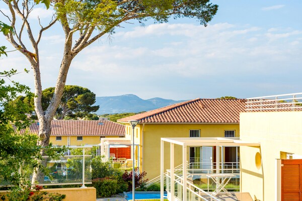 Foto van Duplex met zeezicht voor 8 aan de kust van Var - Vakantiehuis in Six-Fours-les-Plages - ViewSummer