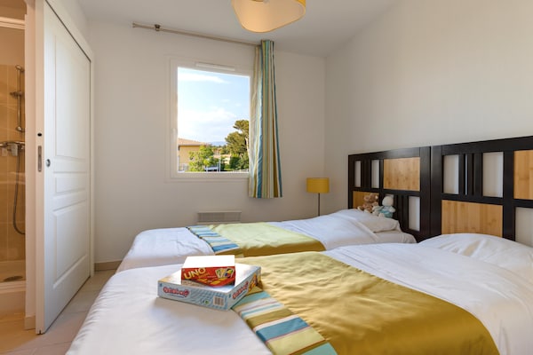 Foto van Duplex met zeezicht voor 8 aan de kust van Var - Vakantiehuis in Six-Fours-les-Plages - BedRoom