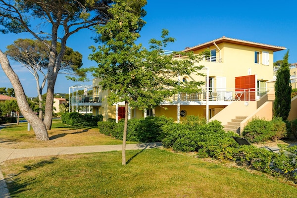 Foto van Duplexwoning in Six-Fours-les-Plages - Vakantiehuis in Six-Fours-les-Plages - ExteriorSummer