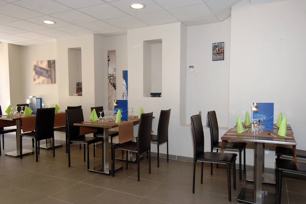 Foto van Appartement in Frankrijk met Zwembad - Vakantiehuis in La Londe les Maures - ParkFacilities