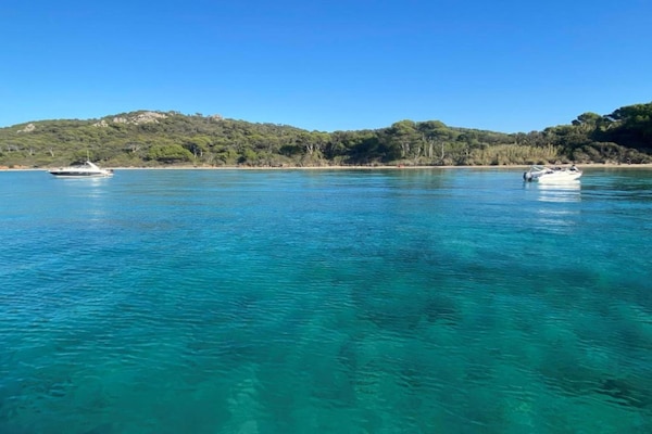 Foto van Appartement in Frankrijk met Zwembad - Vakantiehuis in La Londe les Maures - AreaSummer20KM