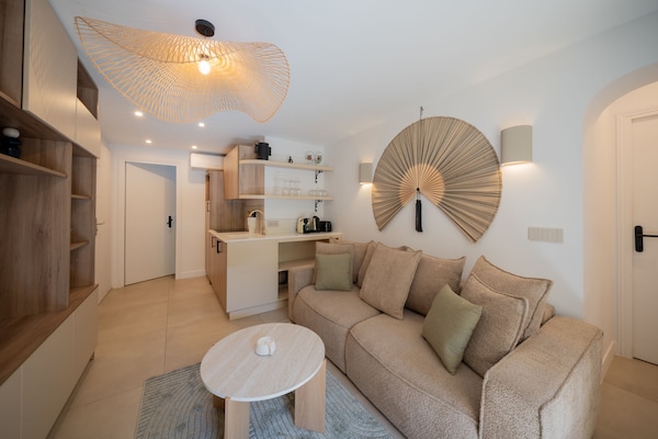 Foto van 2-slaapkamerappartement in een residentie met zwembad - Saint-Tropez - Untagged