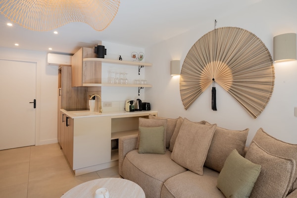 Foto van 2-slaapkamerappartement in een residentie met zwembad - Saint-Tropez - Untagged