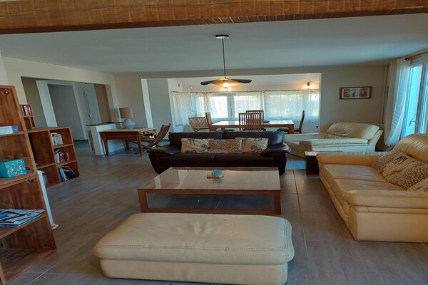 Foto van Huis in Vaison La Romaine met Verwarmd Zwembad - Vakantiehuis in Vaison la Romaine - LivingRoom