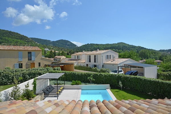 Foto van Villa in Malaucène bij Mont Ventoux - Vakantiehuis in Malaucène - ViewSummer