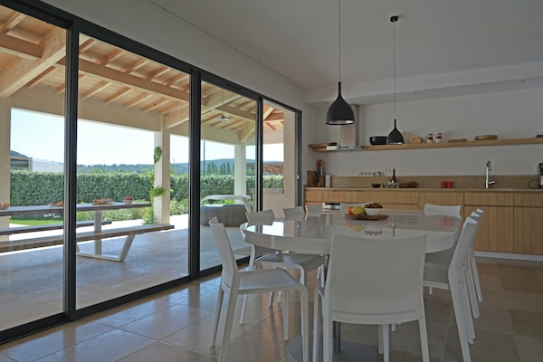 Foto van Villa in Malaucène bij Mont Ventoux - Vakantiehuis in Malaucène - DiningRoom