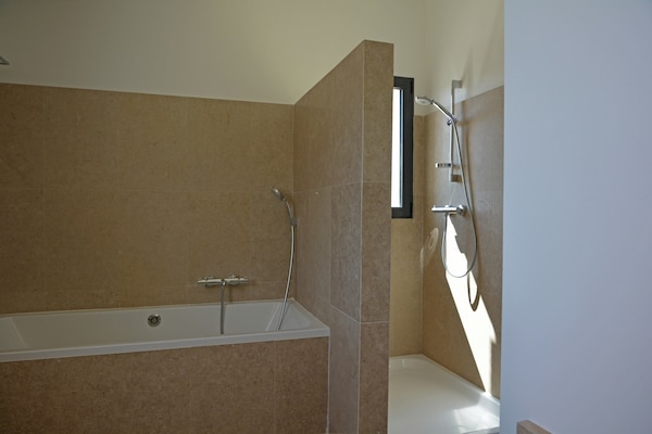 Foto van Villa in Malaucène bij Mont Ventoux - Vakantiehuis in Malaucène - BathRoom