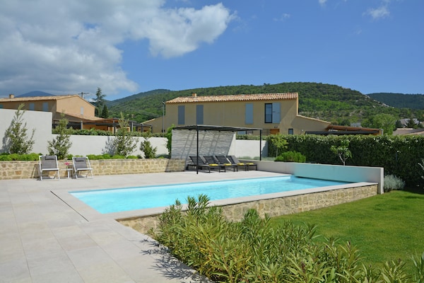 Foto van Villa in Malaucène bij Mont Ventoux - Vakantiehuis in Malaucène - GardenSummer