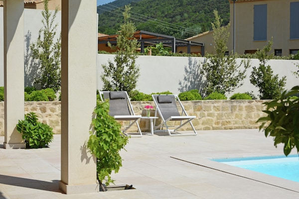 Foto van Villa in Malaucène bij Mont Ventoux - Vakantiehuis in Malaucène - TerraceBalcony
