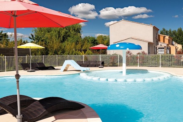 Foto van Familievakantiehuisje in de Provence voor 8 - Vakantiehuis in L'Isle-sur-la-Sorgue - PoolOfHouse