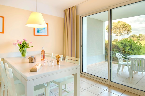 Foto van Een Atlantische vakantiebestemming in de Vendée - Vakantiehuis in Les Sables-d'Olonne - DiningRoom