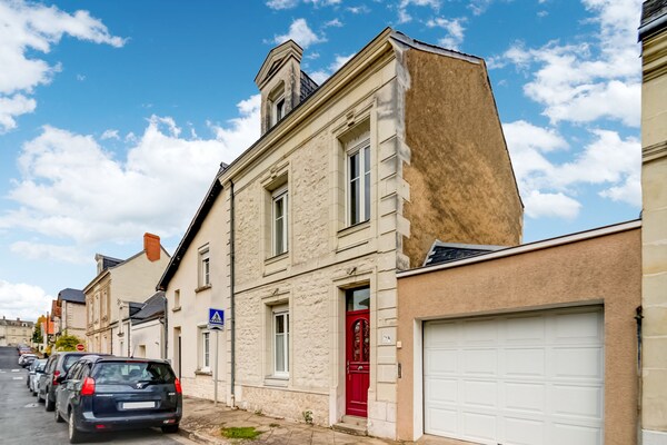 Foto van Mooi huis met grote tuin - Vakantiehuis in Châtellerault - ExteriorSummer