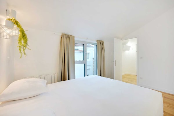 Foto van 3BR 6P Modern huis met AC - Vakantiehuis in Asnières-sur-Seine - 
