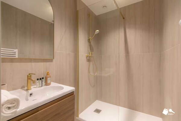 Foto van 3BDR/6P appartement - Villemömble - 20 min van Parijs met de RER - Untagged