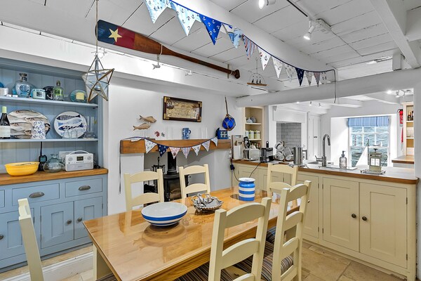 Foto van Estuarium Uitzicht Fowey Cottage voor 6 personen - Vakantiehuis in Fowey - DiningRoom