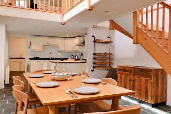 Foto van Dorpshuis met uitzicht op zee - Vakantiehuis in Portloe - DiningRoom