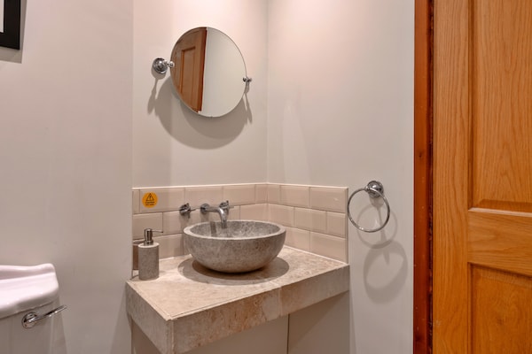 Foto van Exmoor Retreat vlakbij de haven - Vakantiehuis in Lynmouth - BathRoom