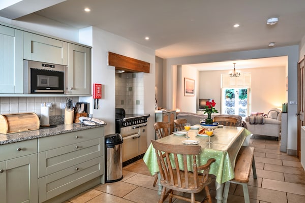 Foto van Exmoor Retreat vlakbij de haven - Vakantiehuis in Lynmouth - DiningRoom