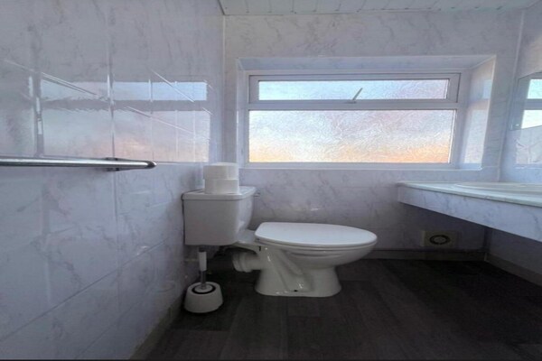 Foto van Appartement Met 2 Slaapkamers (6 Gasten) - Vakantiehuis in Skegness - BathRoom