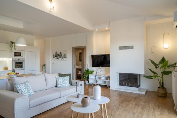 Foto van Villa in Kastellákia met Zwembad & BBQ - Vakantiehuis in Rethymno - LivingRoom