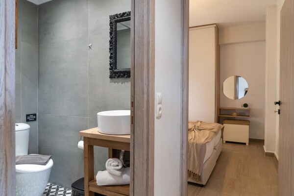 Foto van Villa in Kastellákia met Zwembad & BBQ - Vakantiehuis in Rethymno - BathRoom