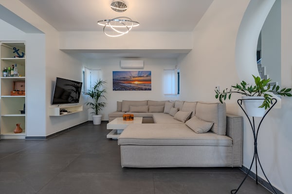 Foto van Luxe villa in de stad Rethymno - Vakantiehuis in Rethymno Town - LivingRoom