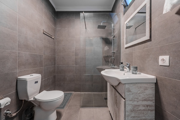 Foto van Luxe villa in de stad Rethymno - Vakantiehuis in Rethymno Town - BathRoom