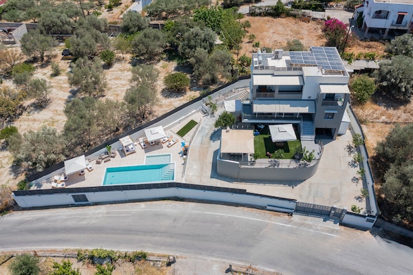 Foto van Luxe villa in de stad Rethymno - Vakantiehuis in Rethymno Town - Outdoor