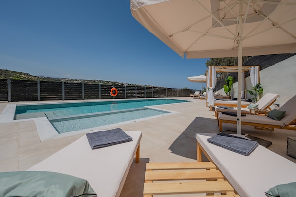 Foto van Luxe villa in de stad Rethymno - Vakantiehuis in Rethymno Town - PoolOfHouse