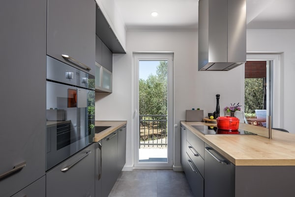 Foto van Villa in Polaca met zwembad bij natuurparken - Vakantiehuis in Polaca - Kitchen