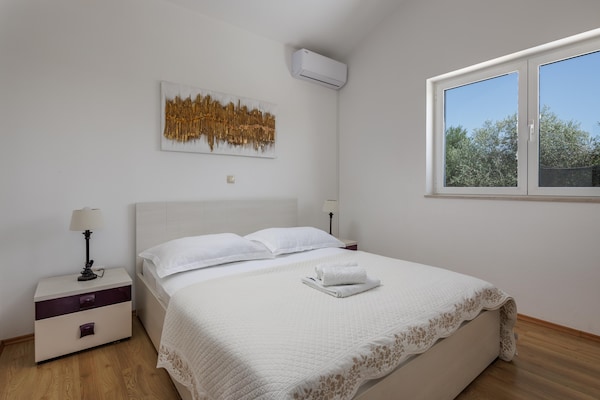 Foto van Villa in Polaca met zwembad bij natuurparken - Vakantiehuis in Polaca - BedRoom