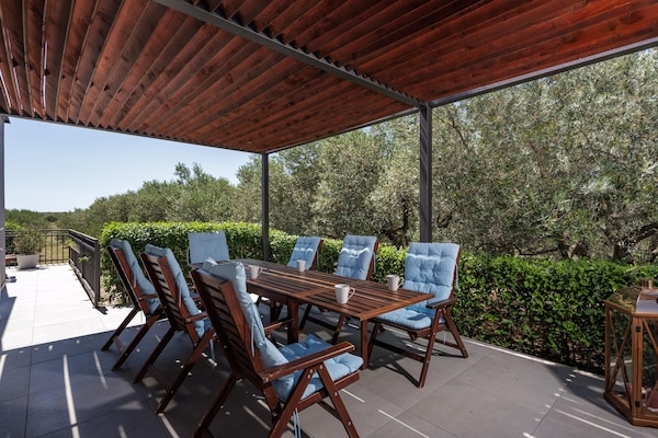 Foto van Villa in Polaca met zwembad bij natuurparken - Vakantiehuis in Polaca - TerraceBalcony