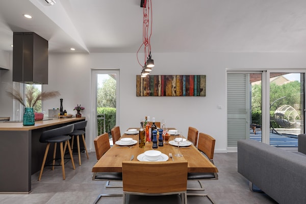 Foto van Villa in Polaca met zwembad bij natuurparken - Vakantiehuis in Polaca - Kitchen