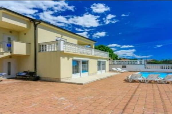 Foto van Appartement in Kroatië bij Adriatische kust - Vakantiehuis in Grizane - PoolOfHouse