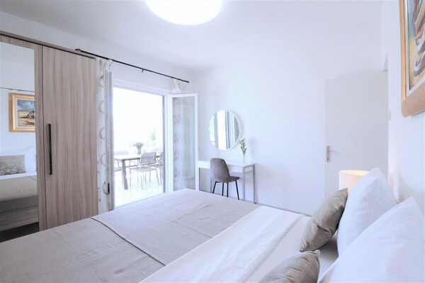 Foto van Appartement in Čiovo met groot balkon - Vakantiehuis in Okrug Gornji - BedRoom