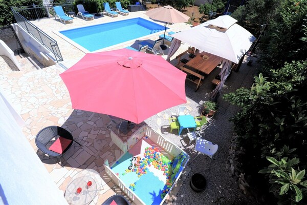 Foto van Appartement in Čiovo met groot balkon - Vakantiehuis in Okrug Gornji - PoolOfHouse