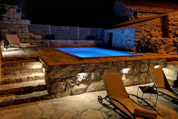 Foto van Stenen Huis in Brotnice bij Cavtat & Zee - Vakantiehuis in Brotnice - PoolOfHouse
