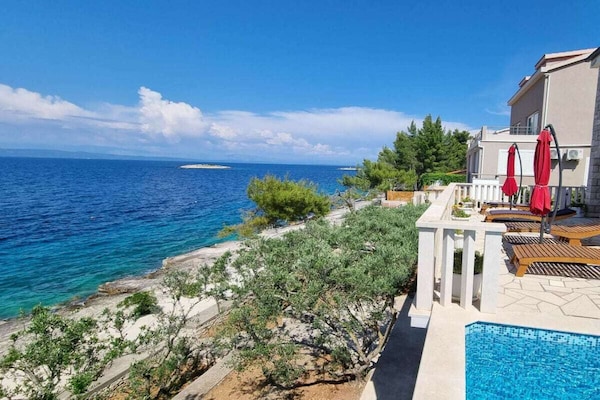 Foto van Droomvilla aan het strand met zwembad - Vakantiehuis in Korcula - Untagged