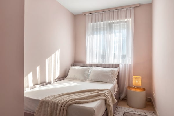Foto van Luxe appartement aan de Adriatische zee - Vakantiehuis in Šibenik-Brodarica - BedRoom