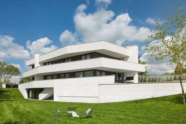 Foto van 55 met zwembad en spa - Vakantiehuis in Pazin - Untagged