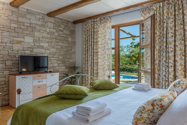 Foto van Familievilla Lipica - Vakantiehuis in Heki Croatia - Untagged