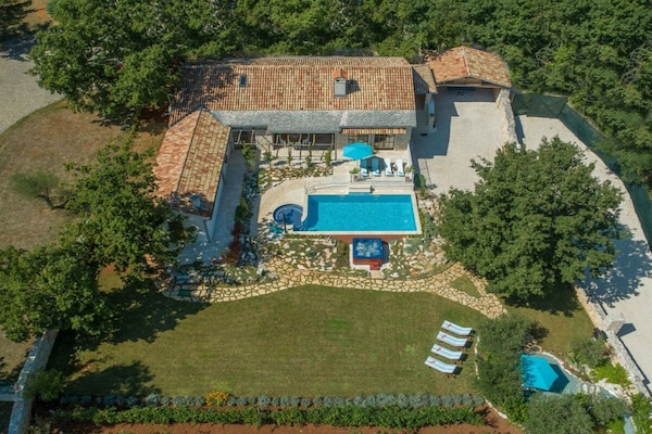 Foto van Familievilla Lipica - Vakantiehuis in Heki Croatia - Untagged