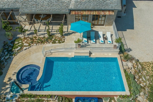 Foto van Familievilla Lipica - Vakantiehuis in Heki Croatia - Untagged